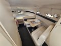 Carver 280 Express 2014 Motor and Leg.