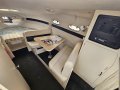 Carver 280 Express 2014 Motor and Leg.