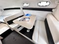 Carver 280 Express 2014 Motor and Leg.