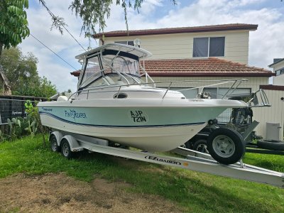 24ft Proline Run Around/fishing boat - for fishing or more