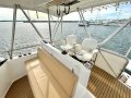 Caribbean 35 Flybridge Cruiser Loaded with Extras plus Hilllarys Yacht Club Pen