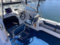 CruiseCraft Outsider 625 REPOWERED 2018 " BOAT HOUSE STORAGE and TRAILER ":Helm Seating