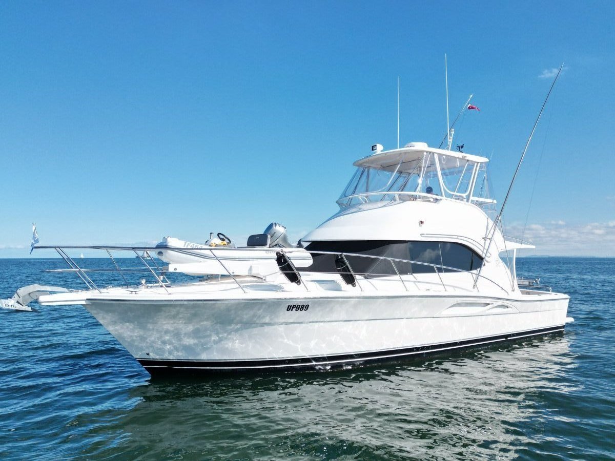 Riviera 40 Flybridge
