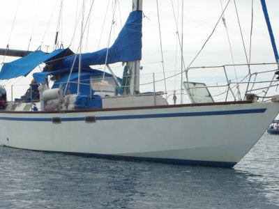 Bruce Roberts Offshore 44