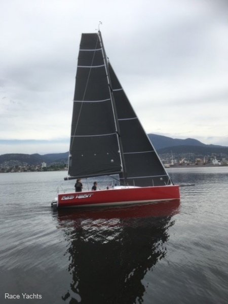 Fred Barrett 9M Custom carbon canting keel race yacht:Canting keel sports boat