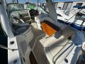 Sea Ray 275 Sundancer - Includes near new tender & outboard!