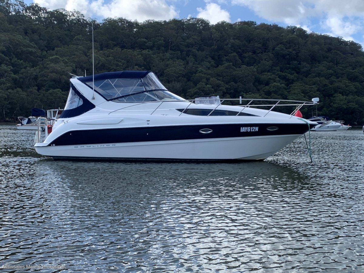 Bayliner 305