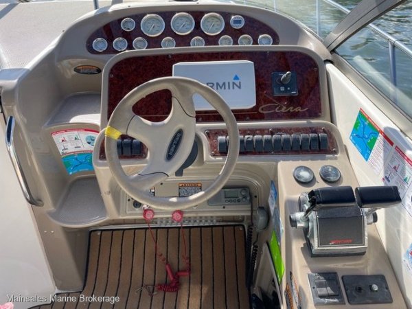 Bayliner 305