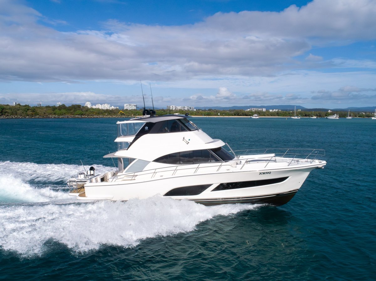Riviera 50 Sports Motor Yacht