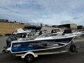 Quintrex 530 Cruiseabout 2015 model 115Hp Yamaha four stroke motor 127hrs