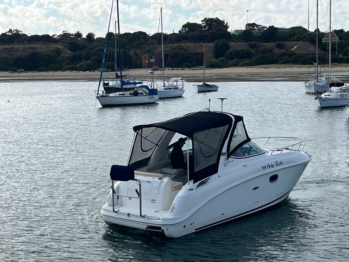 Sea Ray 260 Sundancer