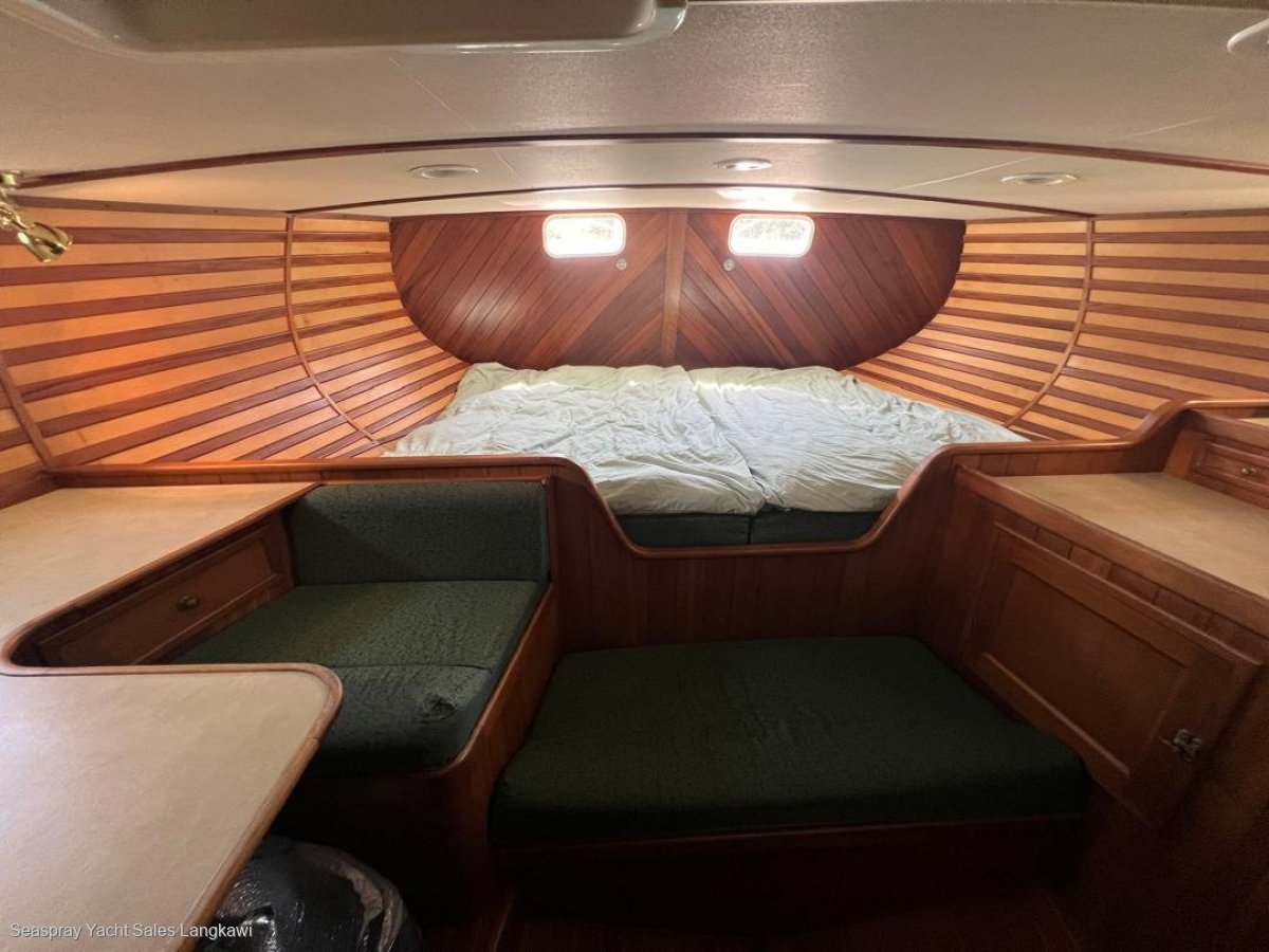 Bruce Roberts Pilothouse Ketch 54 professionally built in New Zealand.:Bruce Roberts yacht for sale