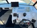 Voyager Marquis 6.26m:Helm controls