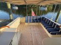 Palm Beach Motor Yachts 50 Sedan