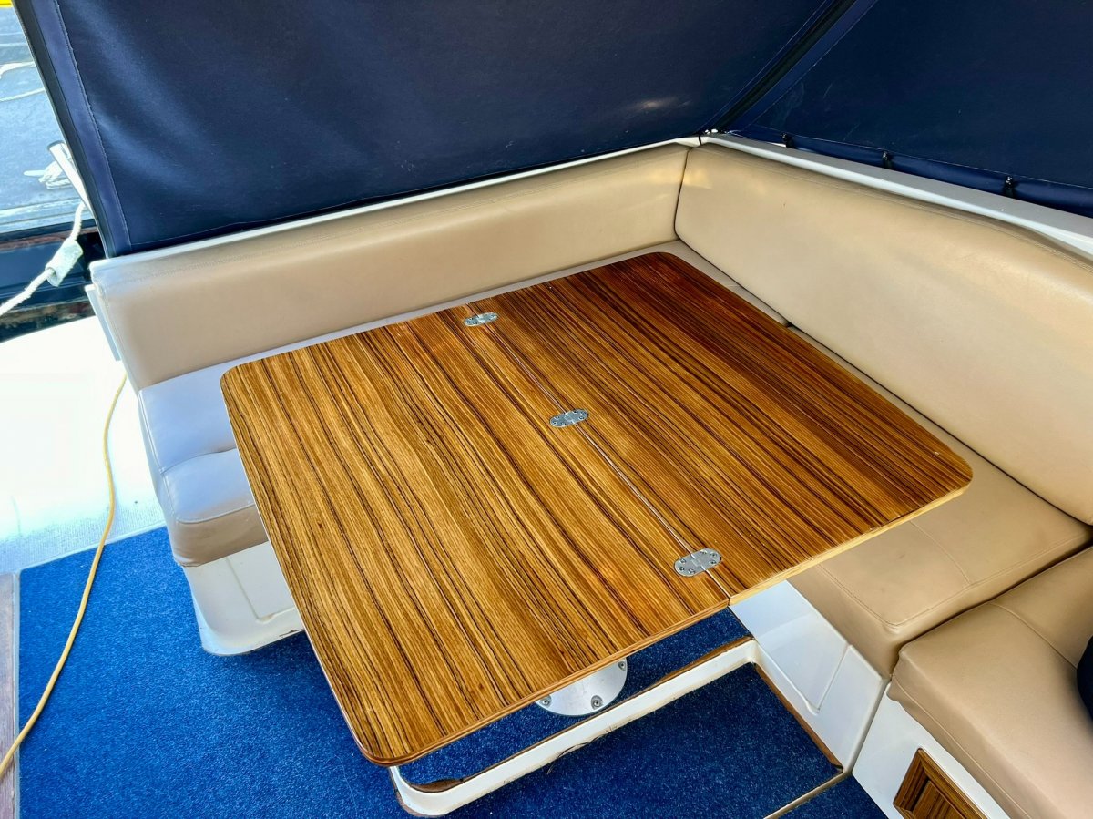  Mustang 32 Sports Cruiser Boat Brokers of Tasmania