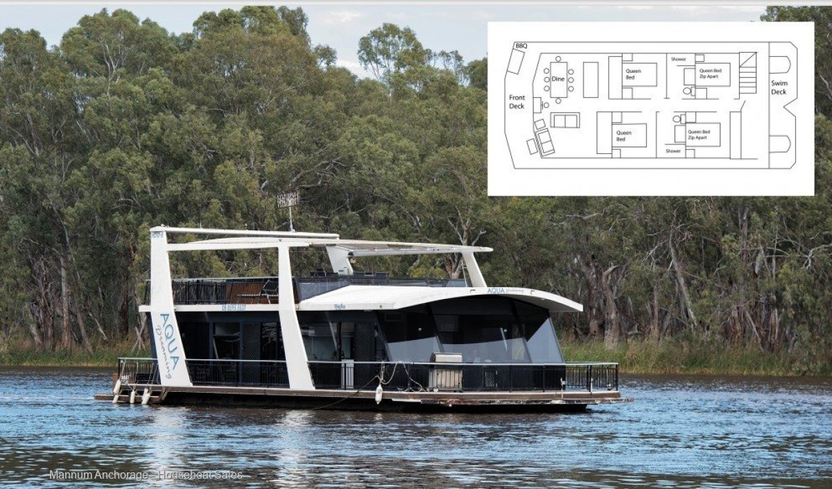 Aqua Dreaming, 4 Bed Two Bath Commercial Houseboat