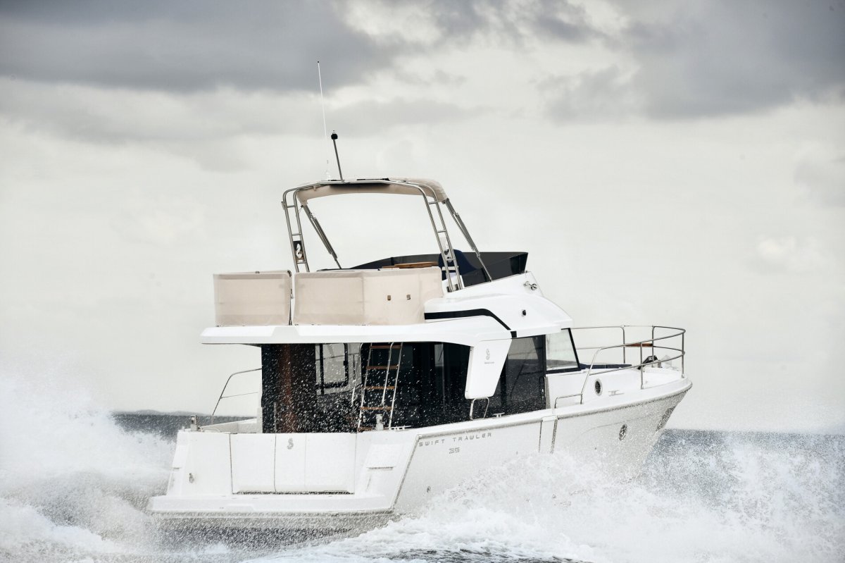 New Beneteau Swift Trawler 35