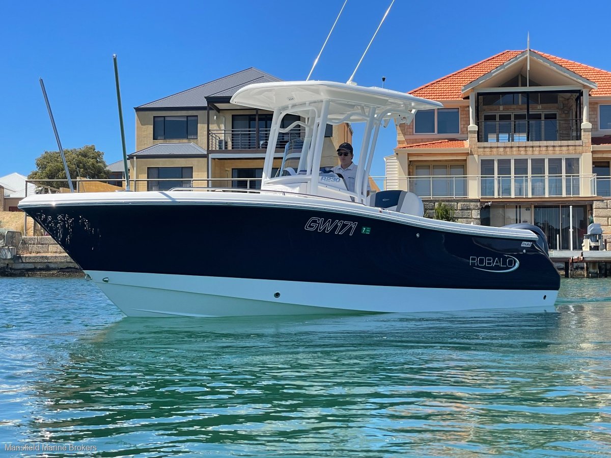 Robalo R230:BEAUTIFUL RIG!!