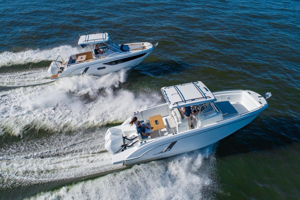 New Beneteau Flyer 9 Spacedeck