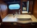 Clipper Cordova 62:Bathroom