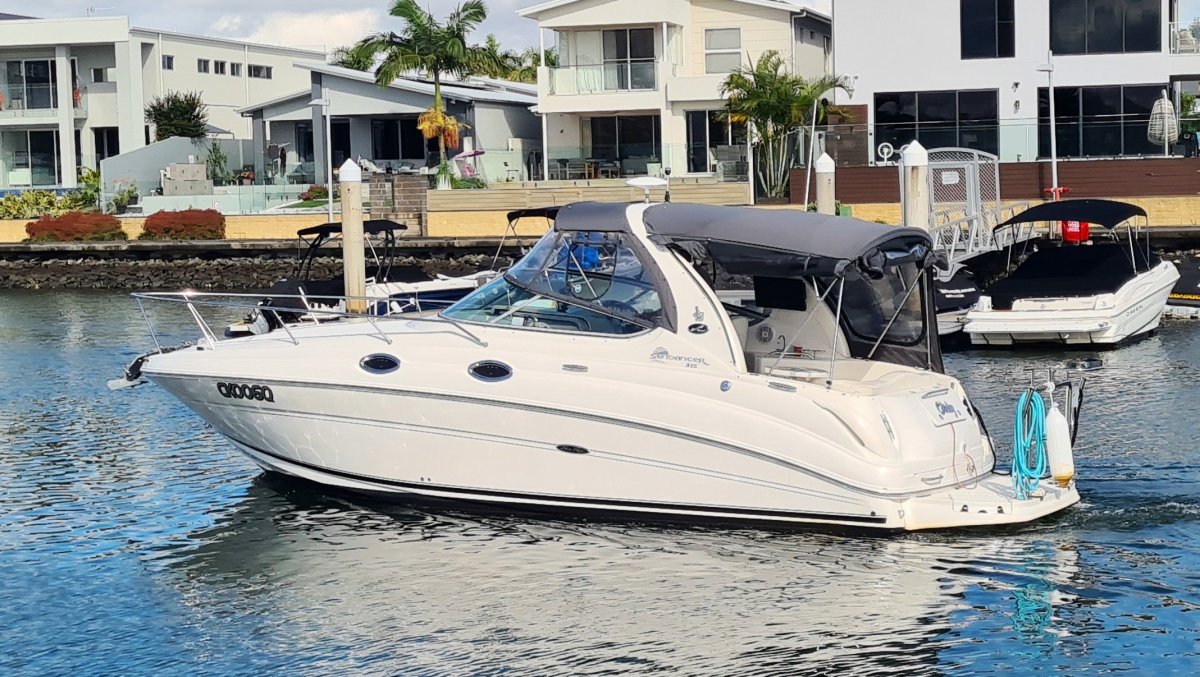 Sea Ray 315 Sundancer for sale Gold Coast