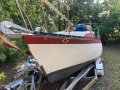 Hutton 24 Trailer Sailor Lift Keel Enclosed toilet(Brisbane)