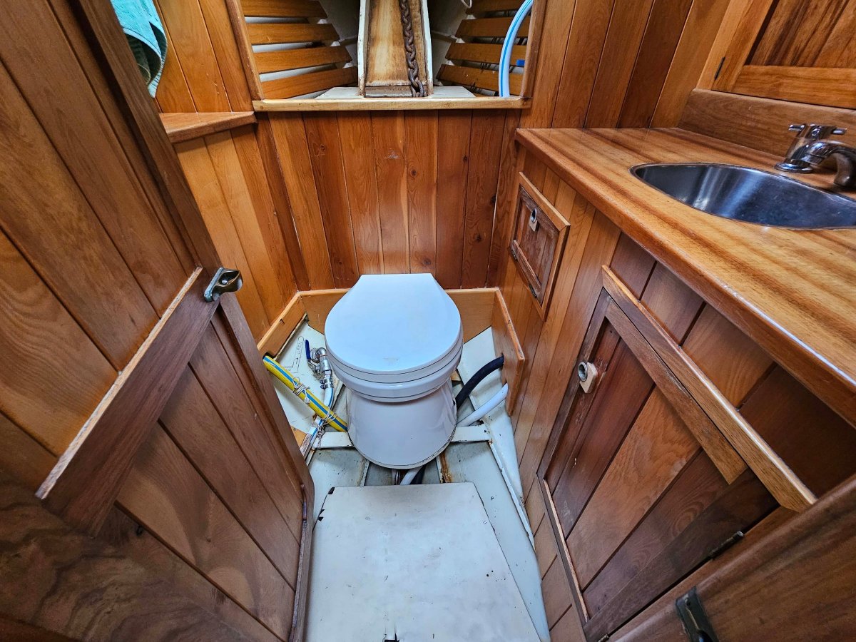 John Pugh 42 Pilot-house Cutter Golden Haze