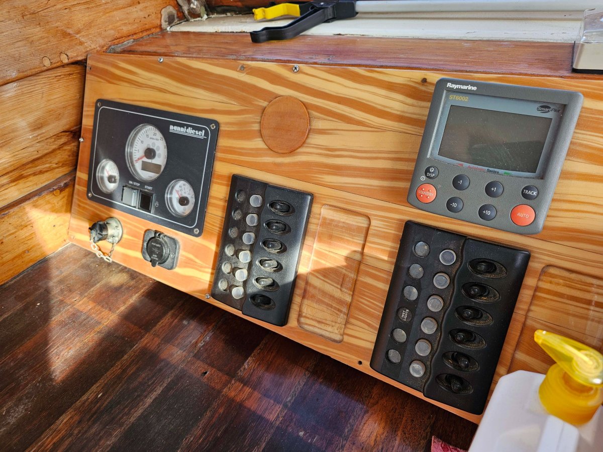 John Pugh 42 Pilot-house Cutter Golden Haze
