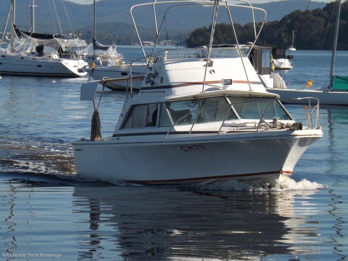 Bertram 25 Flybridge
