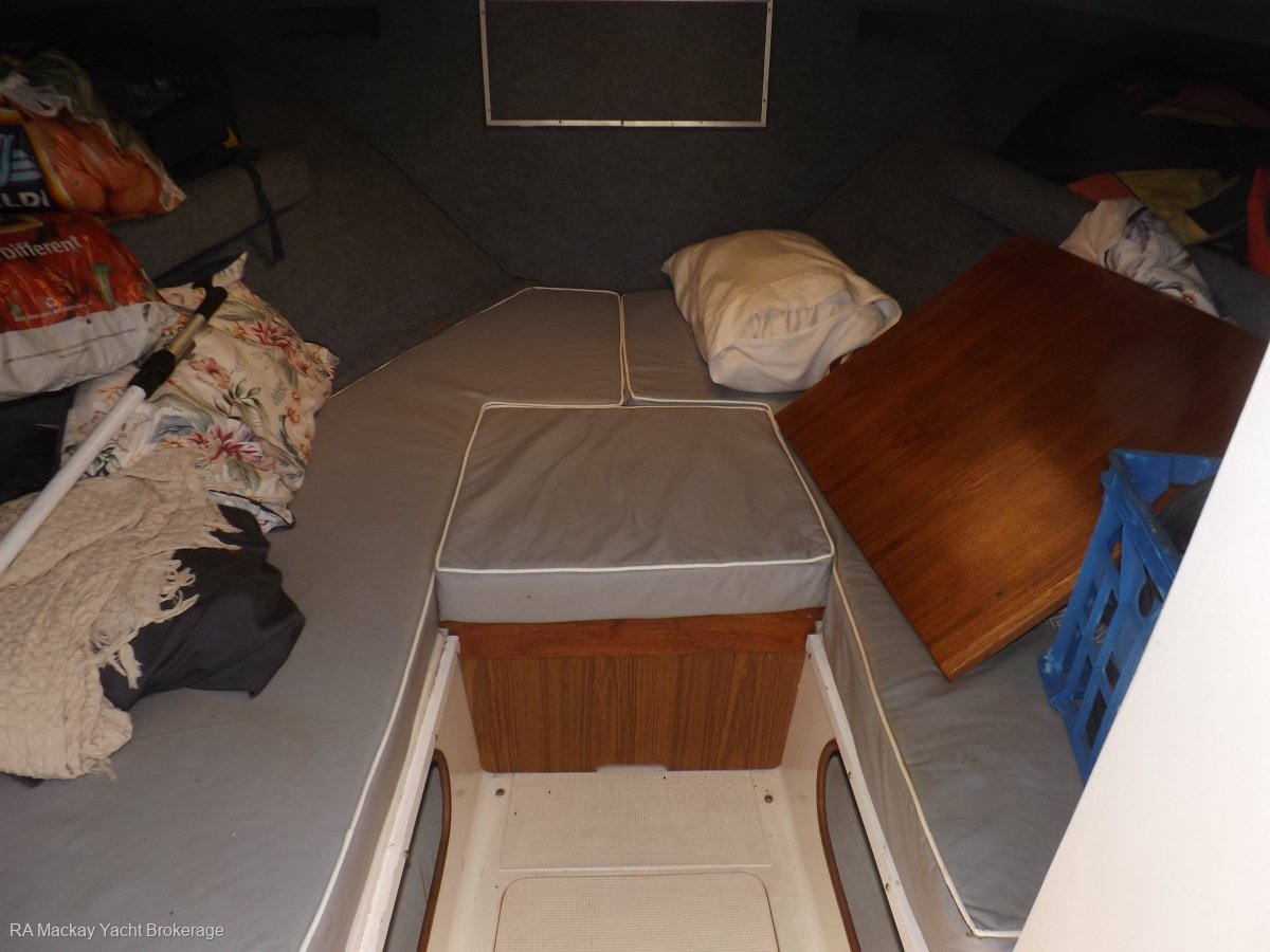 Bertram 25 Flybridge