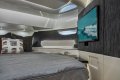 New Sea Ray 370 Sundancer OB:Impressive design elements
