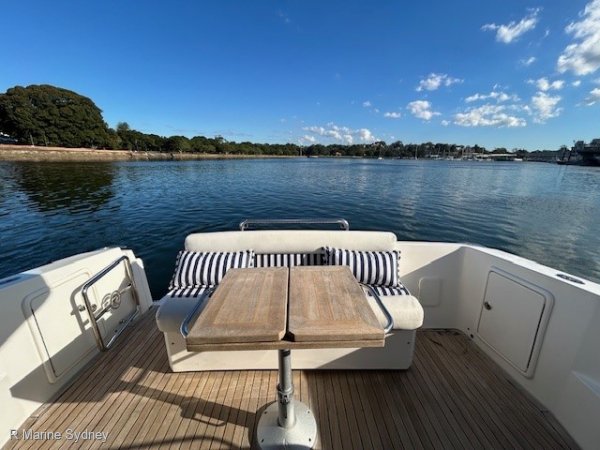 Riviera 3600 Sport Yacht