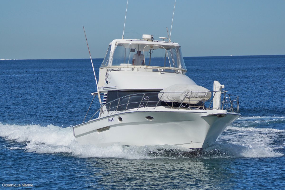 Precision Flybridge Cruiser