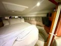 Chaparral 350 Signature Cruiser