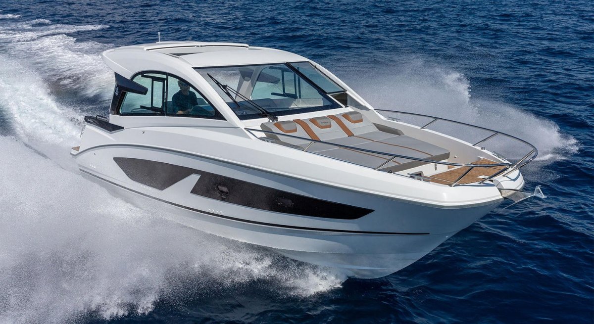 New Beneteau Gran Turismo 32 OB