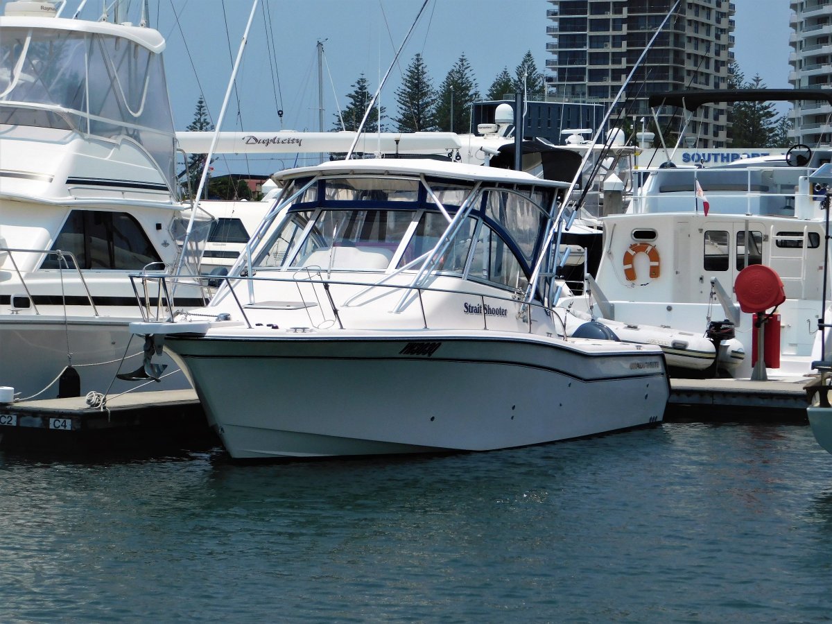 Grady-White Express 305