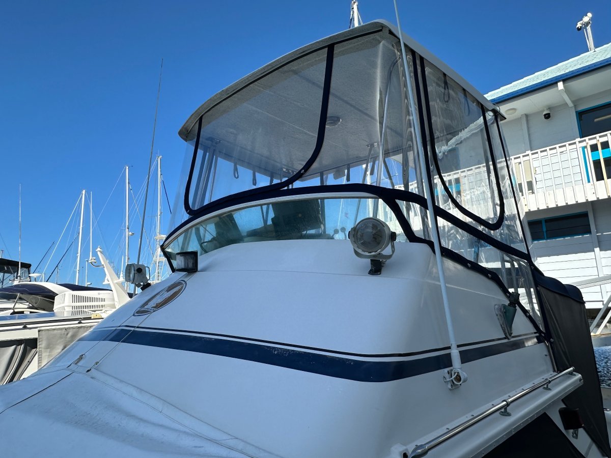 Bertram 28 Flybridge Power Boats Boats Online for Sale Fibreglass