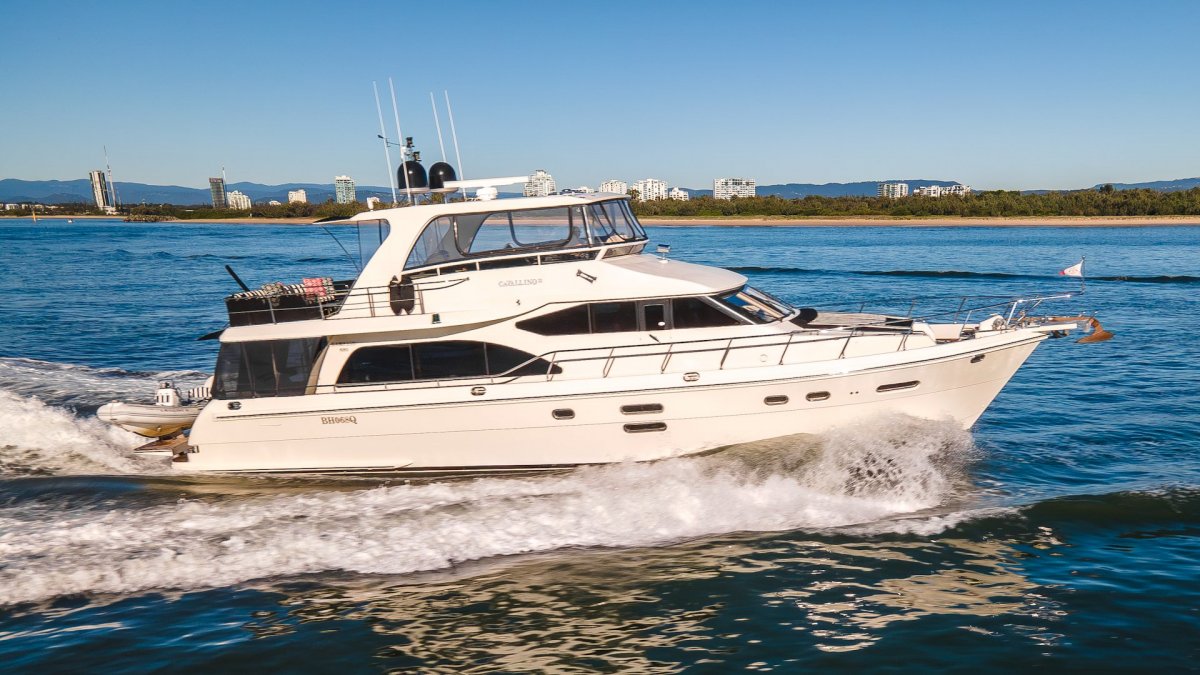 Hampton 680 Pilothouse