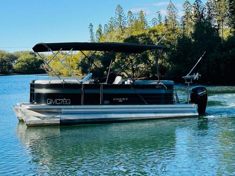 Crest Pontoons Classic DLX 200L