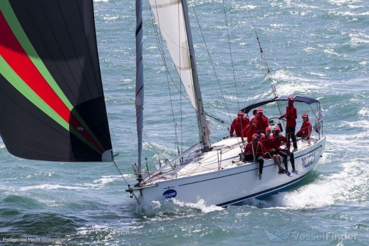 Bavaria 38