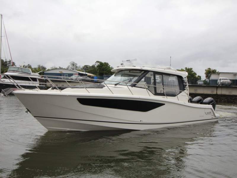 Boston Whaler 405 Conquest