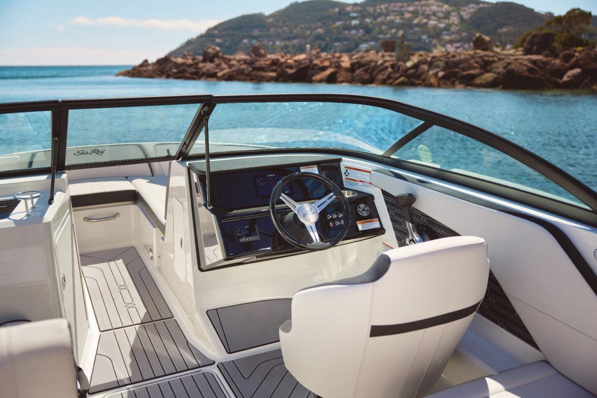 Sea Ray 210 SPX OB