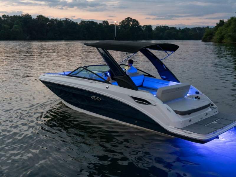 Sea Ray 250 SDX