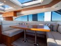 Riviera 6000 Sport Yacht