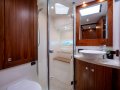 Riviera 6000 Sport Yacht
