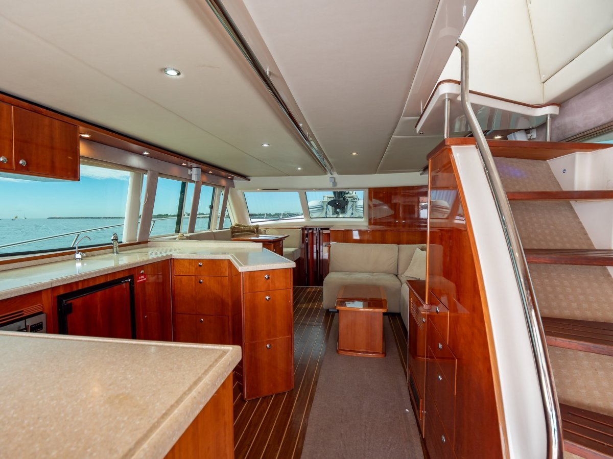 Riviera 56 Enclosed Flybridge
