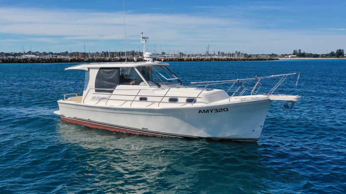 Mainship 310 Pilot