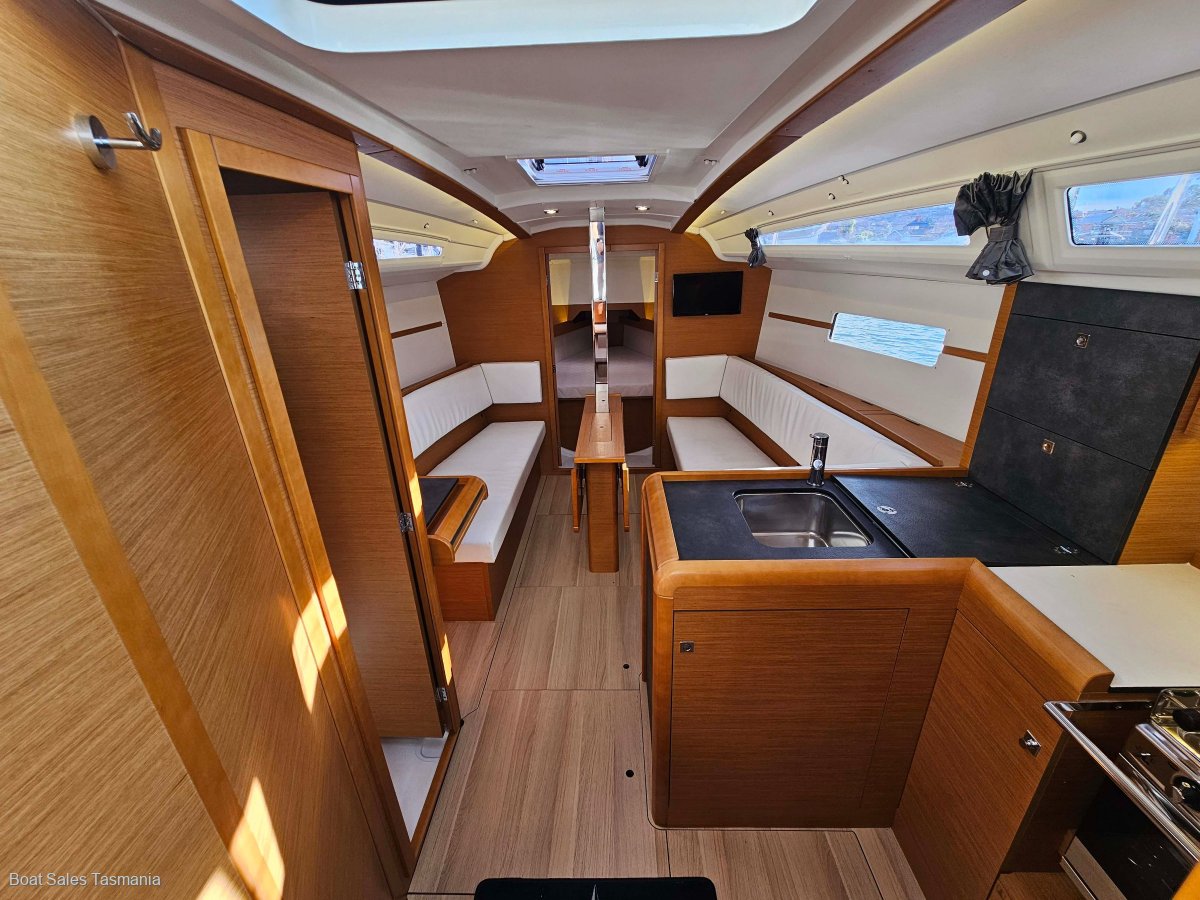 Jeanneau Sun Odyssey 349 "Vif"