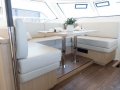 Aquila 44