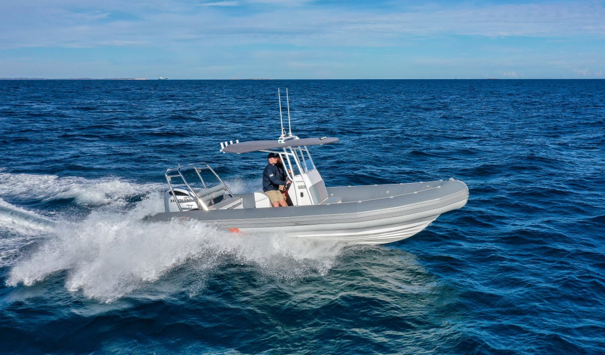 Stingray Ribs 7.5 Searaider - Low hours and still under warranty!